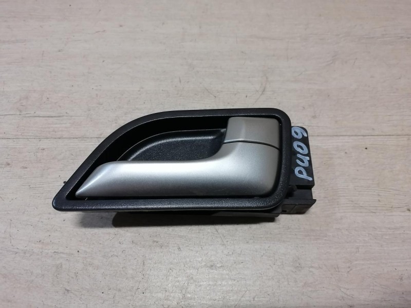 Rio 3 №9 ручка двери внутренняя задняя правая