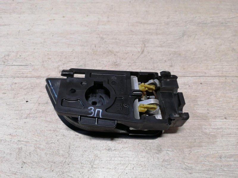 Rio 3 №9 ручка двери внутренняя задняя правая