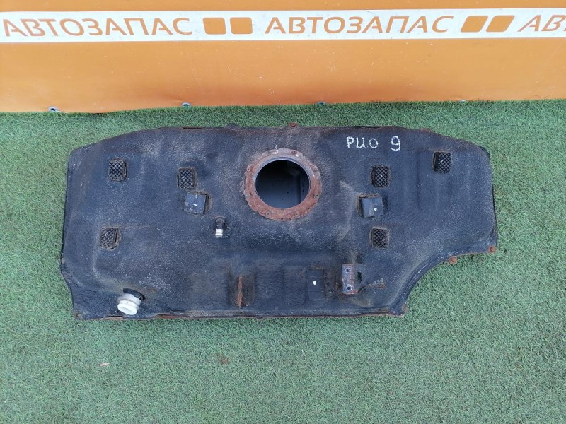 Rio 3 №9 бензобак