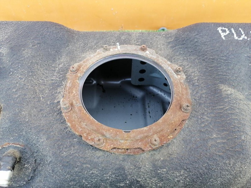 Rio 3 №9 бензобак