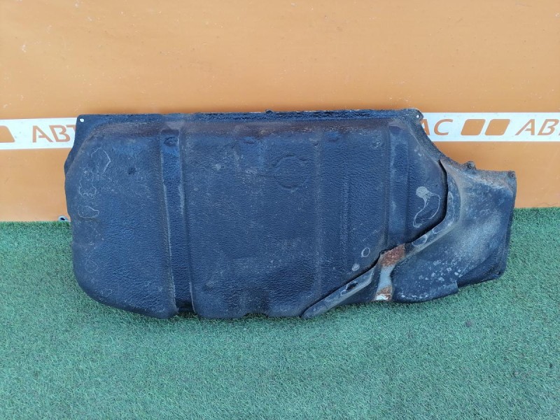 Rio 3 №9 бензобак