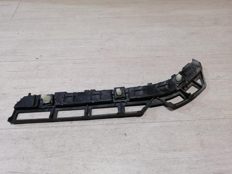 Rio 3 №9 крепление заднего бампера левое рест