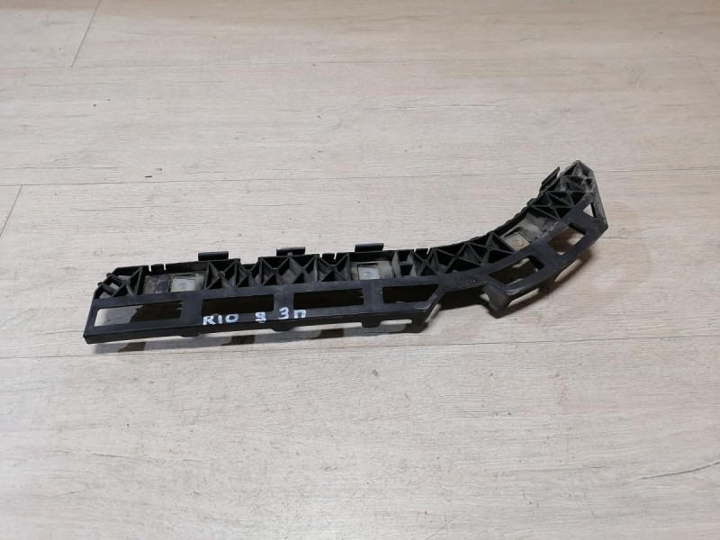 Rio 3 №9 крепление заднего бампера правое рест деф