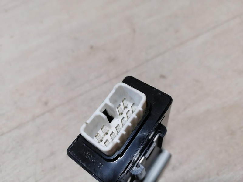 Rio 3 №9 реле поворотов