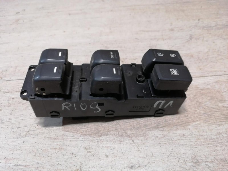 Rio 3 №9 блок управления стеклоподъемниками