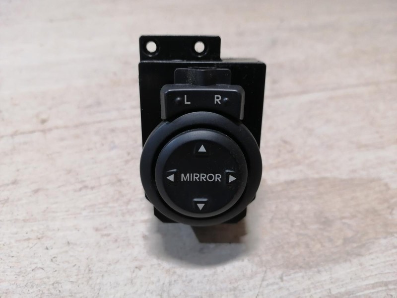 Rio 3 №9 блок управления зеркалами