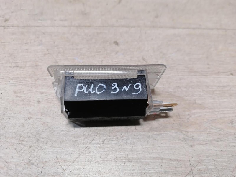 Rio 3 №9 плафон бардачка