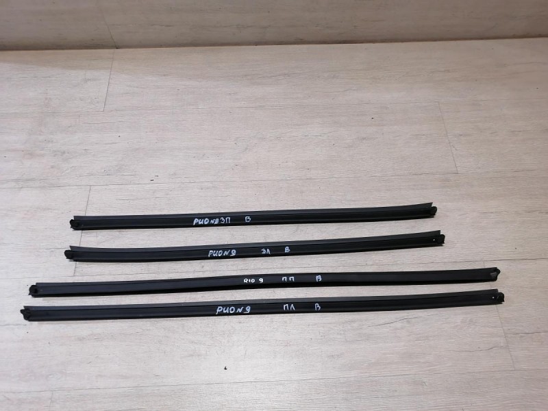 Rio 3 №9 бархотка внутренняя задняя левая