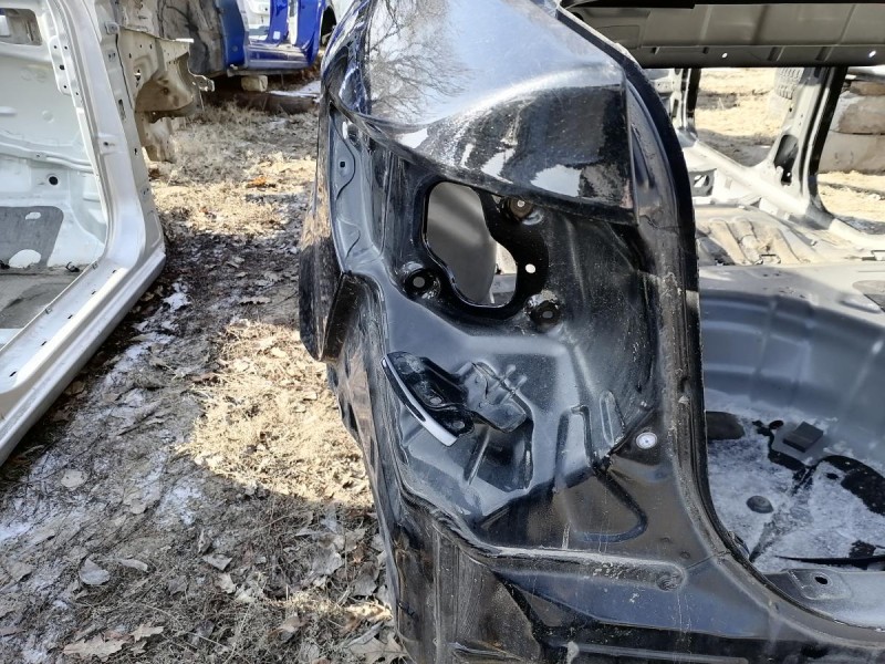 Rio 3 №9 крыло заднее левое деф