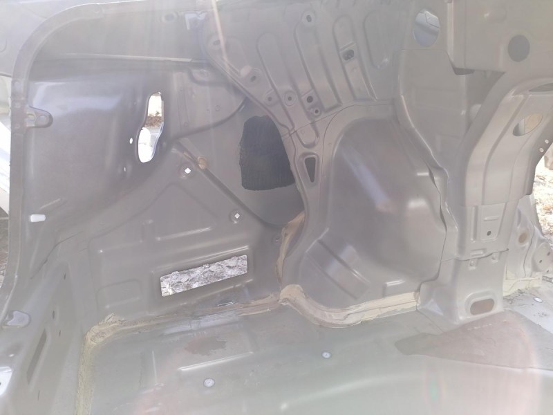 Rio 3 №9 крыло заднее левое деф