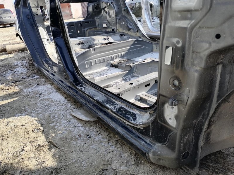 Rio 3 №9 порог правый