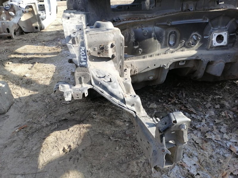 Rio 3 №9 лонжерон правый деф