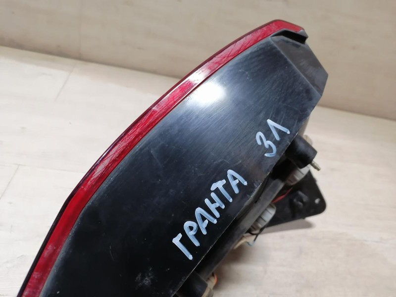 Granta №1 фонарь левый