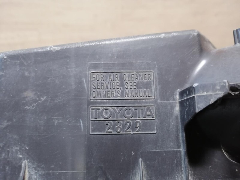 Camry v40 №5 корпус воздушного фильтра