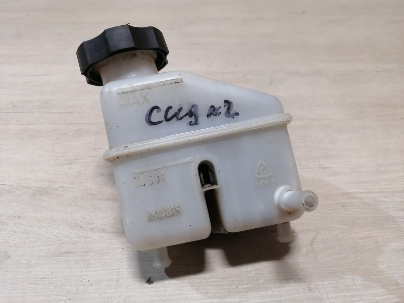 Ceed №2 бачок тормозного цилиндра мкпп деф