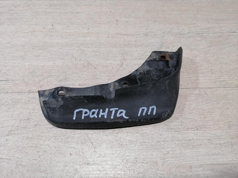 Granta №1 брызговик передний правый