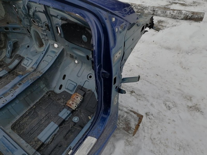 Solaris №4 лонжерон правый четверть с порогом деф