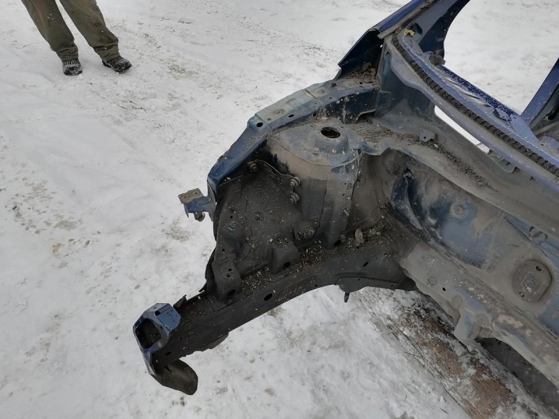 Solaris №4 лонжерон правый четверть с порогом деф