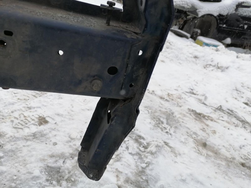 Solaris №4 лонжерон левый деф