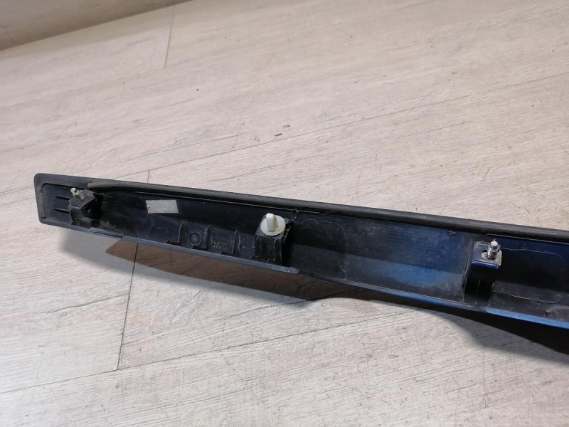 Solaris №4 молдинг крышки багажника