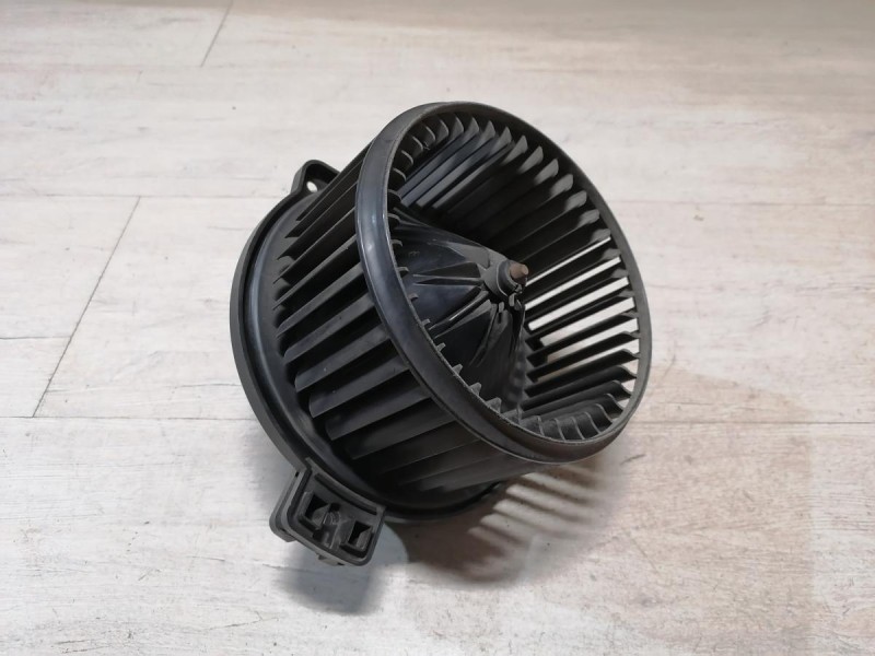 Solaris №4 моторчик печки