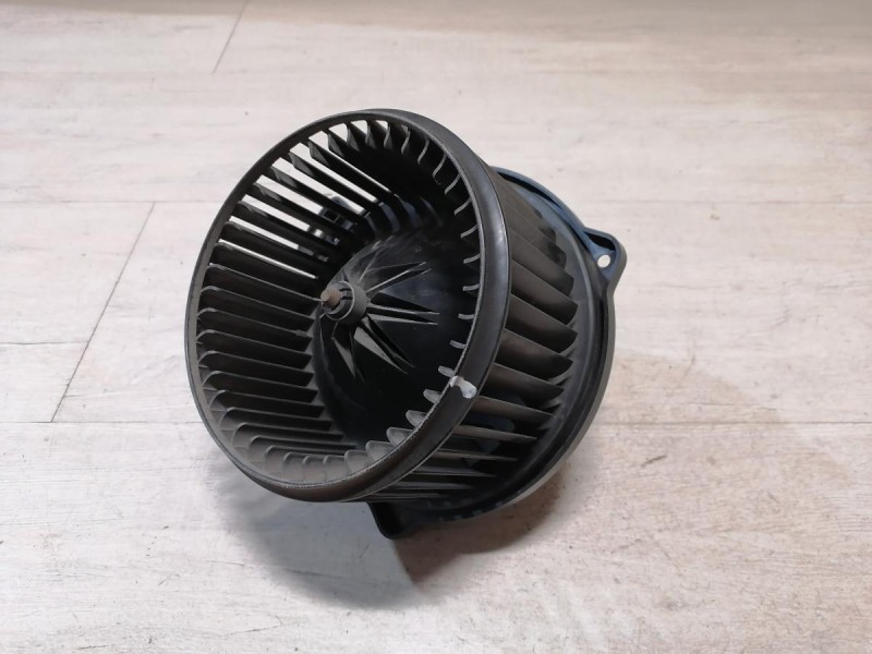 Solaris №4 моторчик печки