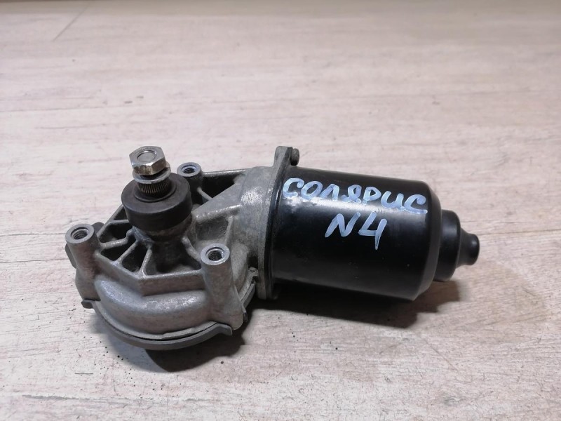 Solaris №4 моторчик стеклоочистителя