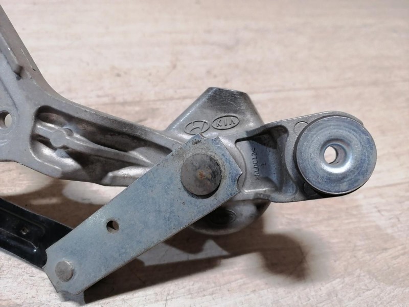 Solaris №4 трапеция дворников