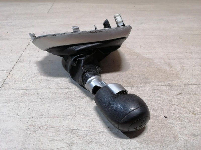 Solaris №4 ручка кулисы мкпп деф