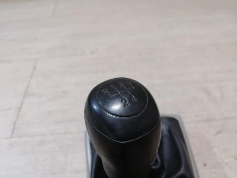 Solaris №4 ручка кулисы мкпп деф