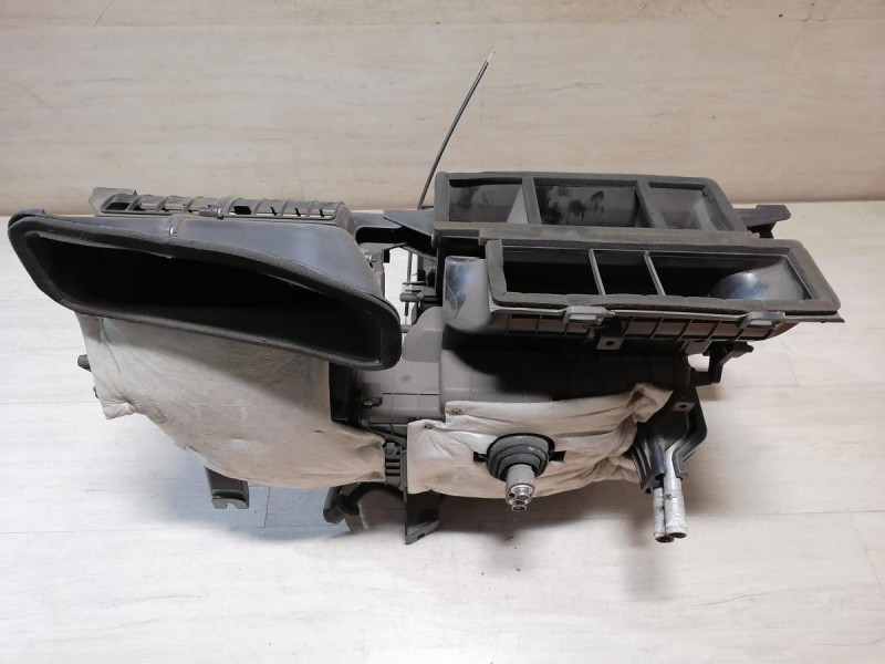 Solaris №4 печка корпус кондиционер деф