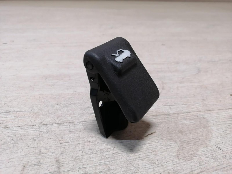 Solaris №4 ручка открывания капота в салоне