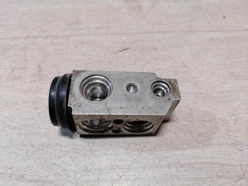 Solaris №4 клапан кондиционера