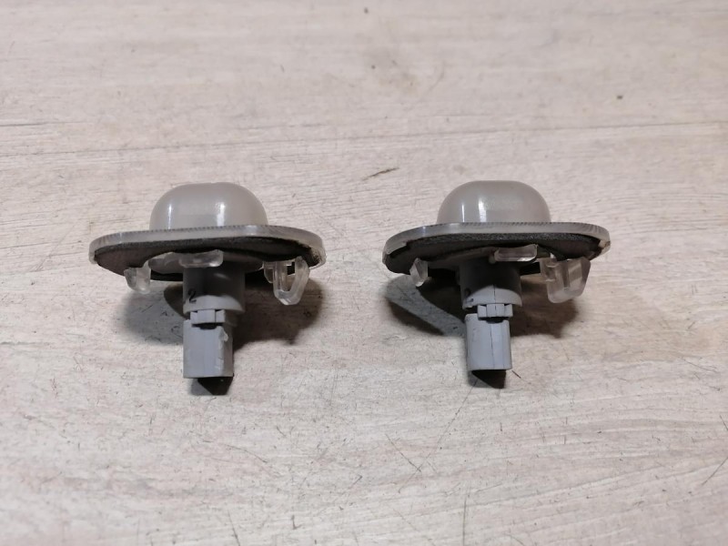 Solaris №4 плафон подсветки номера