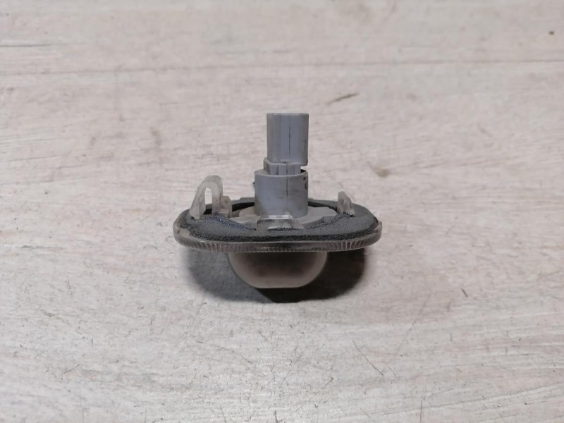 Solaris №4 плафон подсветки номера