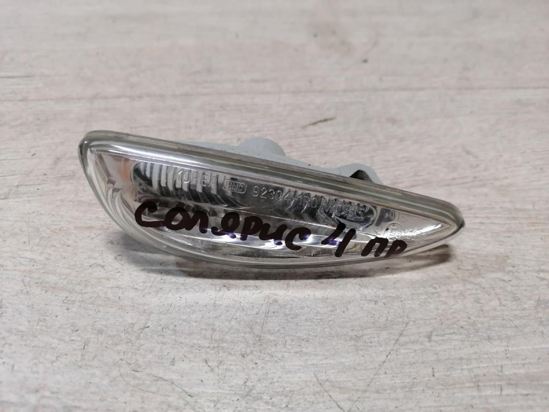 Solaris №4 повторитель поворота поворотник правый