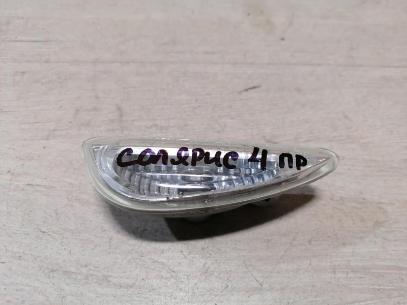 Solaris №4 повторитель поворота поворотник правый