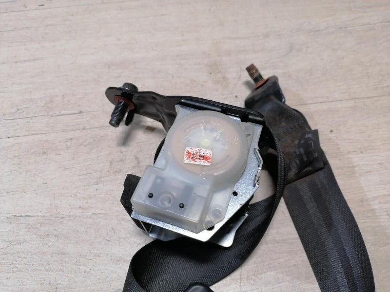 Solaris №4 ремень безопасности задний