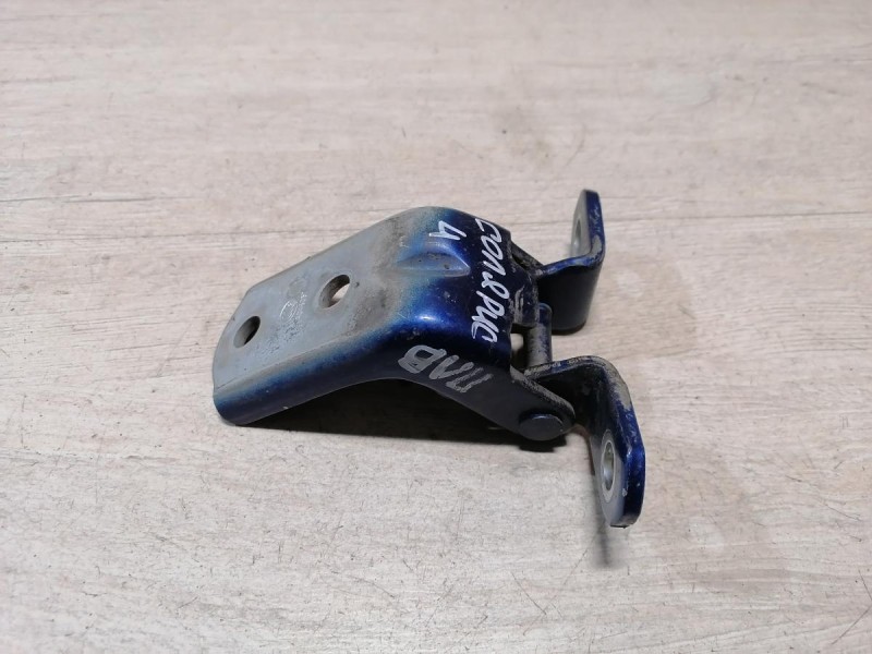 Solaris №4 петля двери передняя левая верхняя