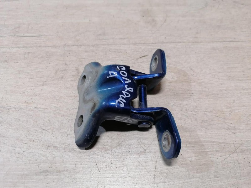 Solaris №4 петля двери задняя левая верхняя