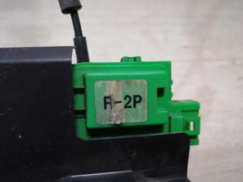 Solaris №4 замок двери передний правый 2к