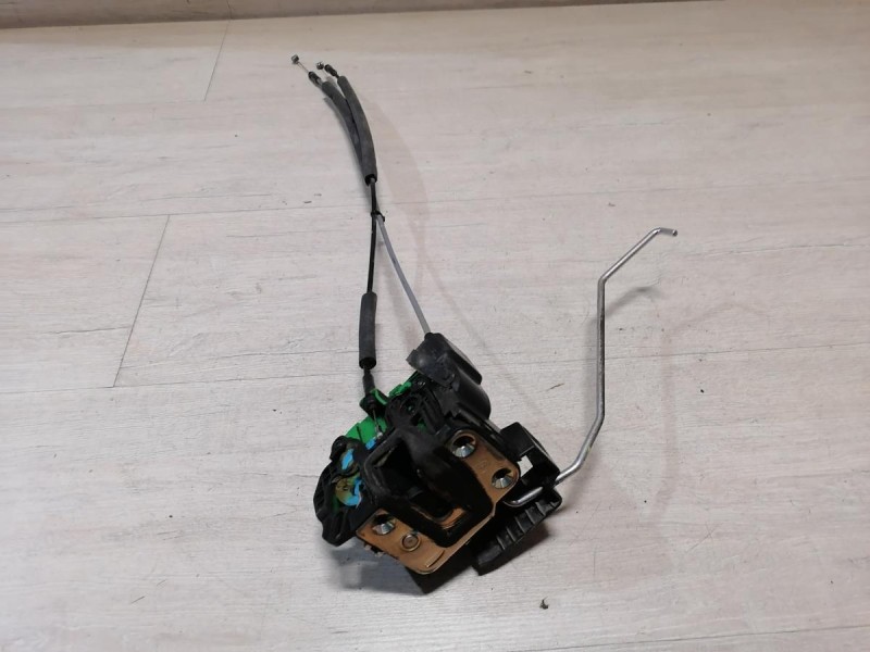 Solaris №4 замок двери передний правый 2к