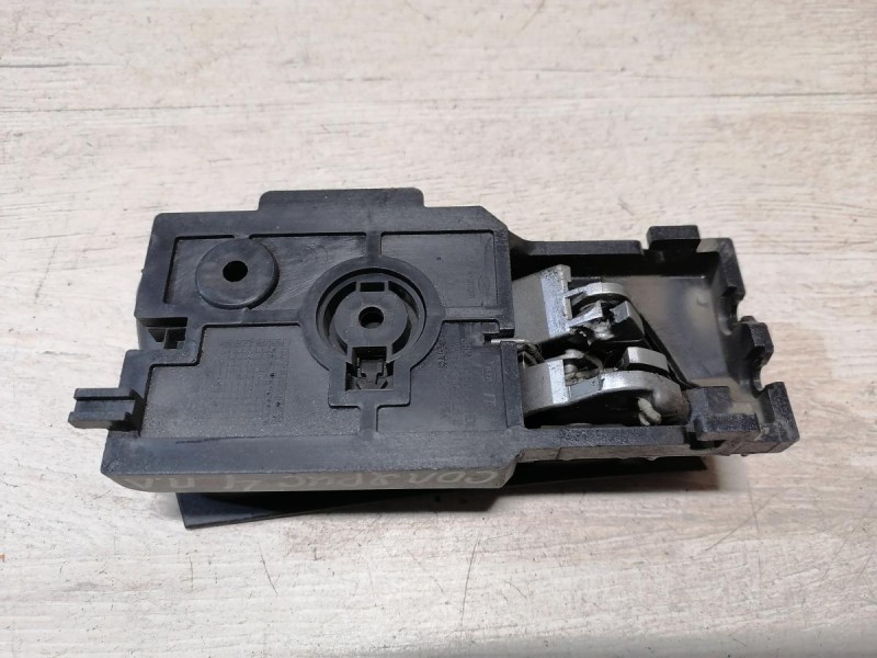 Solaris №4 ручка двери внутренняя передняя левая