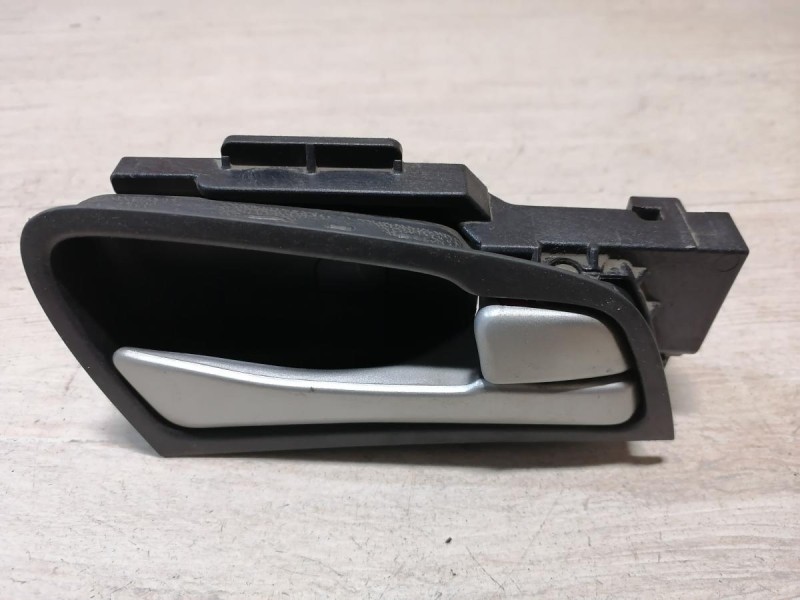 Solaris №4 ручка двери внутренняя передняя правая