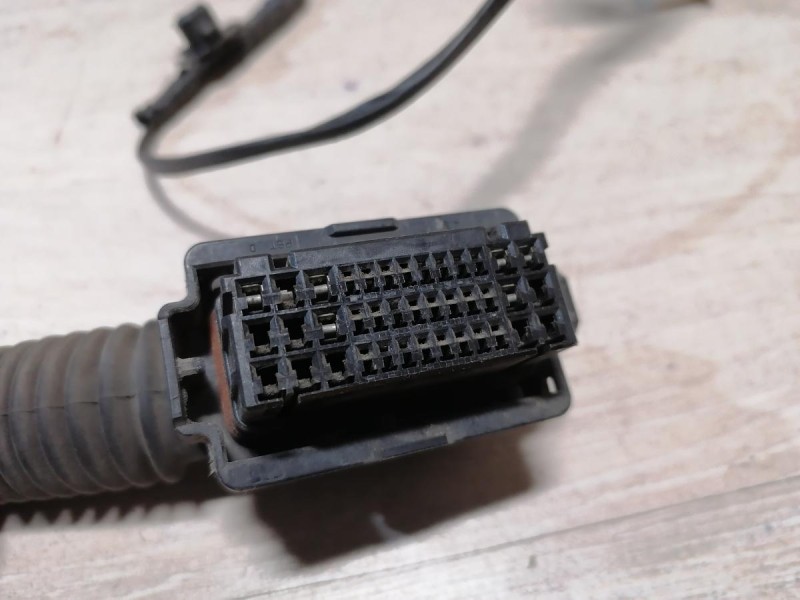 Solaris №4 проводка двери передняя правая