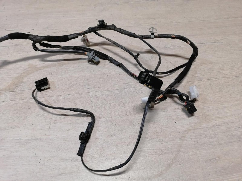 Solaris №4 проводка двери передняя правая