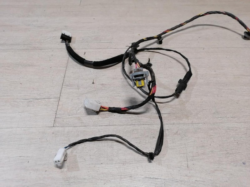 Solaris №4 проводка двери задняя левая