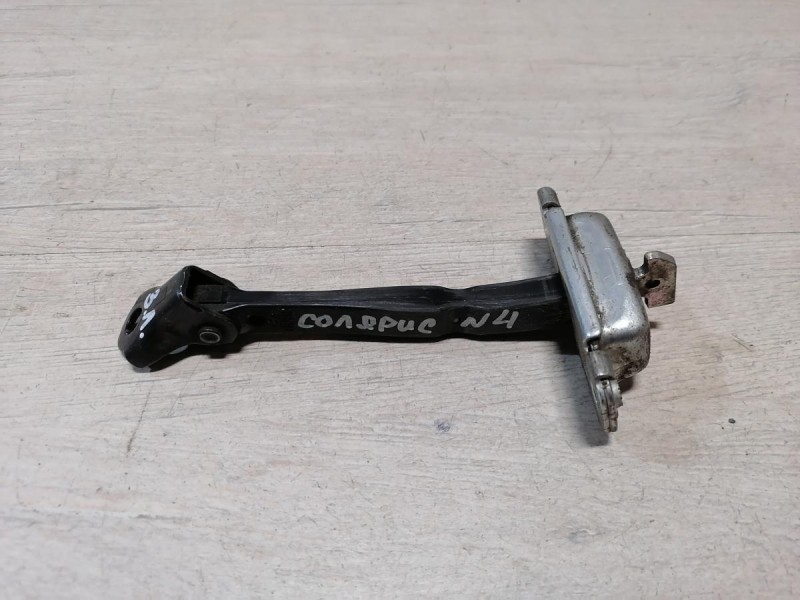 Solaris №4 ограничитель двери задний