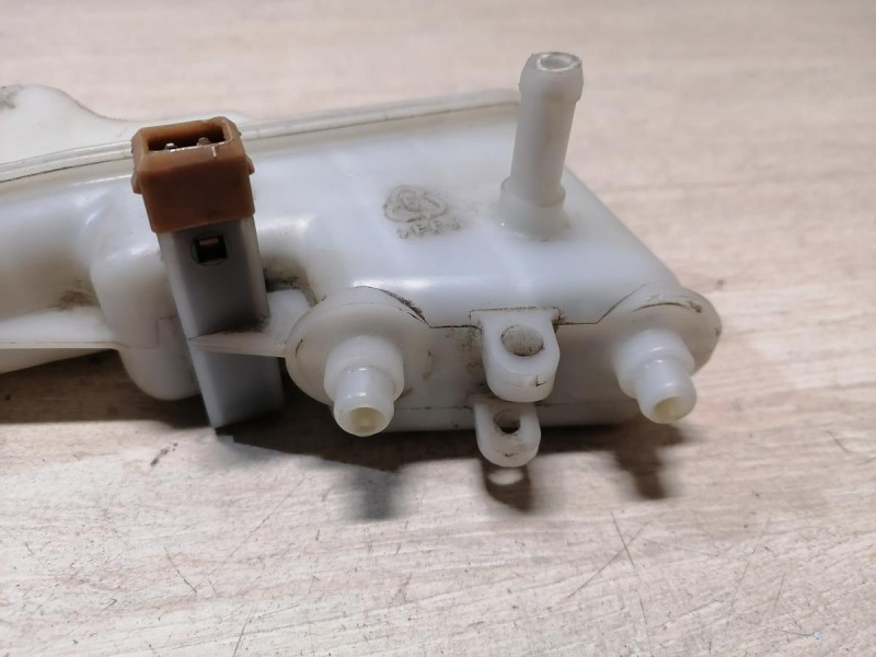 Solaris №4 бачок тормозного цилиндра