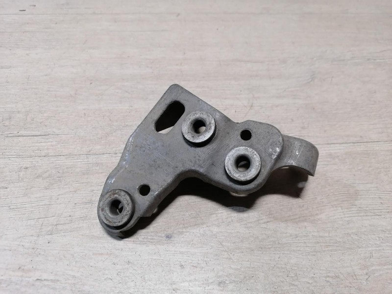 Solaris №4 фиксатор тросов кулисы мкпп